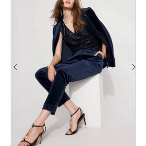 Women's White House Black Market Navy Velvet Slim Ankle Pants Size 8